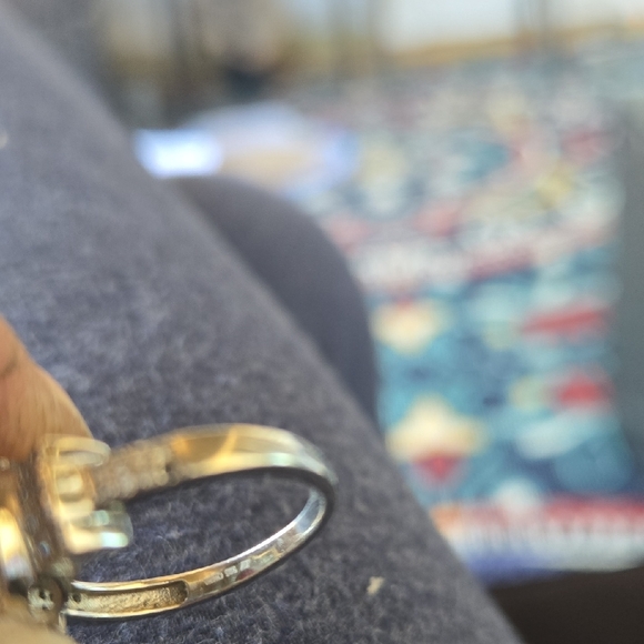 Radiant Silver Ring with Red Gemstone - Picture 4 of 5